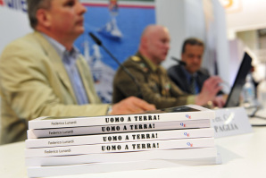 salone_libro_2015_Presentazione libro Uomo a terra 02