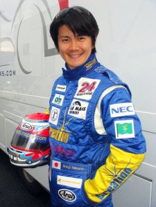 Il pilota giappoonese Shinji Nakano