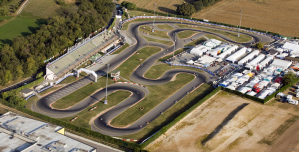 Il circuito Il South Garda Karting è stato costruito nel 1988 e sviluppa una lunghezza di 1010 metri e una larghezza media di 9 metri. La capienza delle sue tribune è di 2000 persone