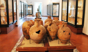 Gli interni del museo archeologico Pithecusae