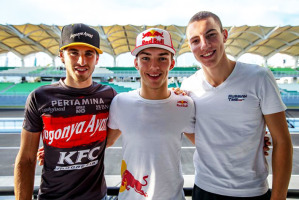 Da sx Antonio Giovinazzi, il poleman Pierre Gasly e l'altro italiano (terzo tempo in qualifica) Raffaele Marciello