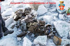 Ritrovamento dei resti di un soldato della Prima guerra in val di Fumo sull'Adamello nell'agosto del 2016