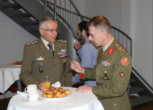 Il nostro capo di Stato Maggiore della Difesa, generale Claudio Graziano, in visita ufficiale in Lussemburgo ha incontrato la sua controparte, il generale Romain Mancinelli
